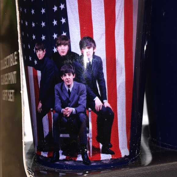 The Beatles double pint glass collection - Picture 2 of 4